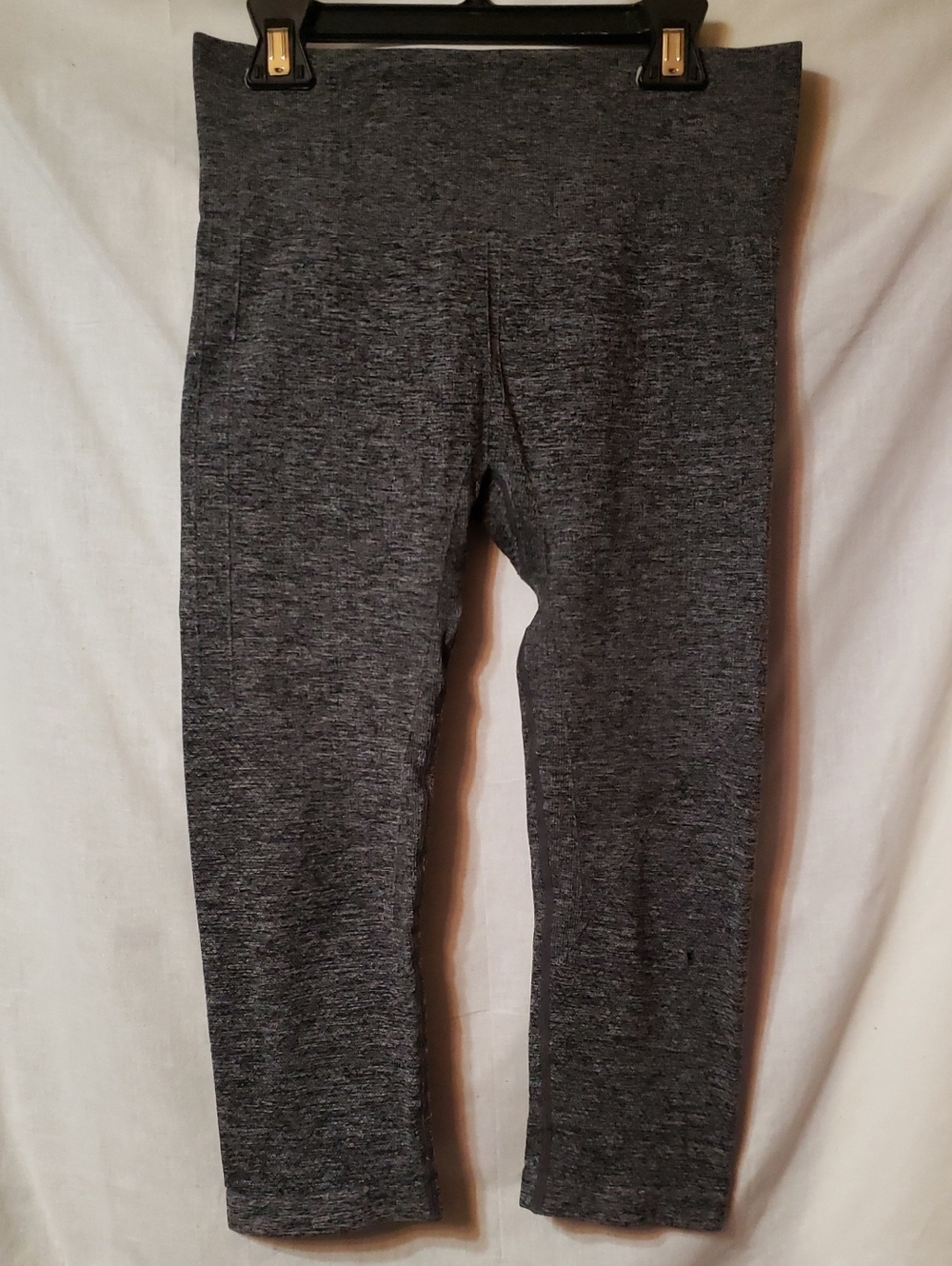 Athletic Works Dark Gray Stretch Capris